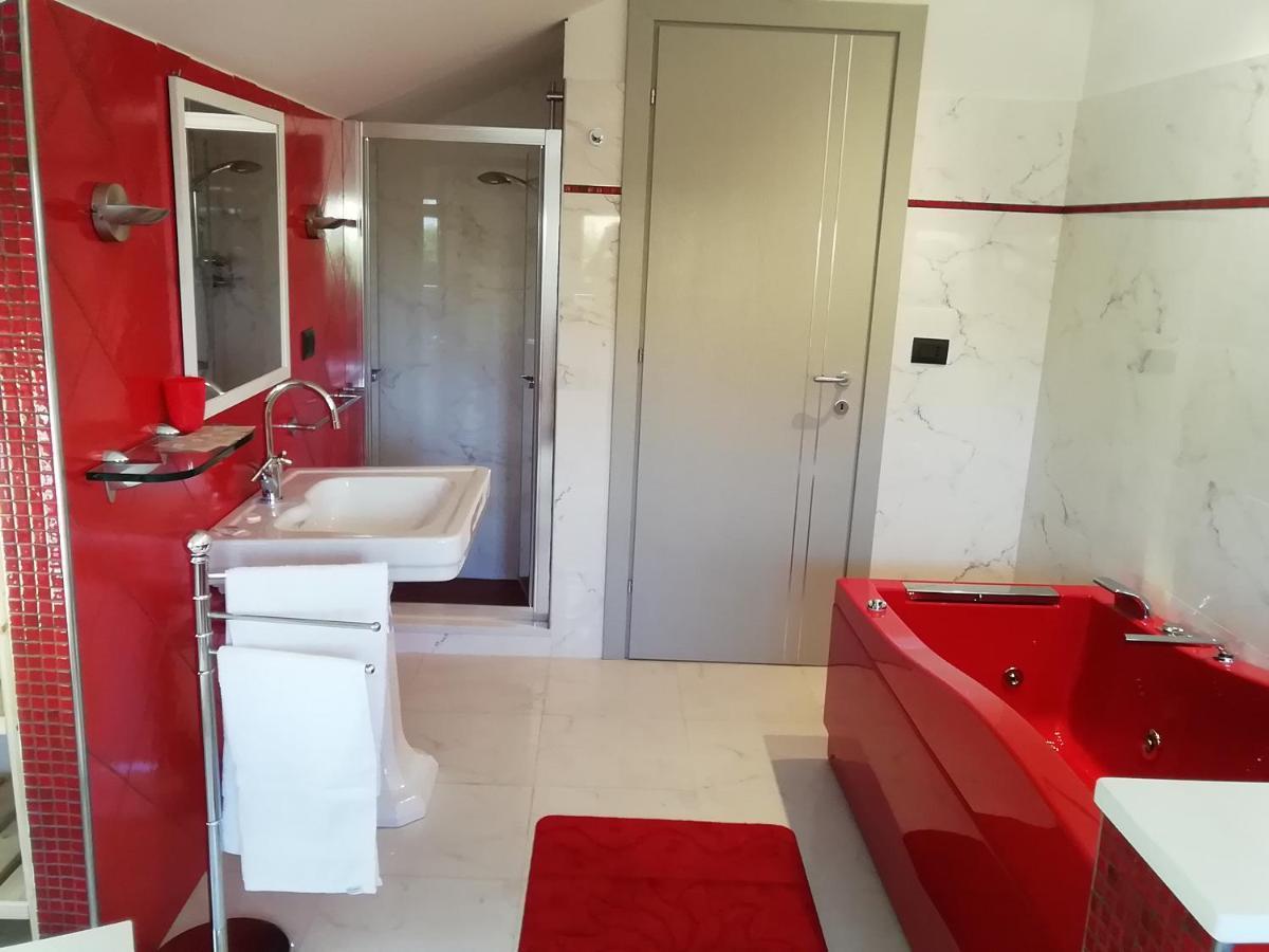 Suite Con Vista Vezzi Portio Exterior photo
