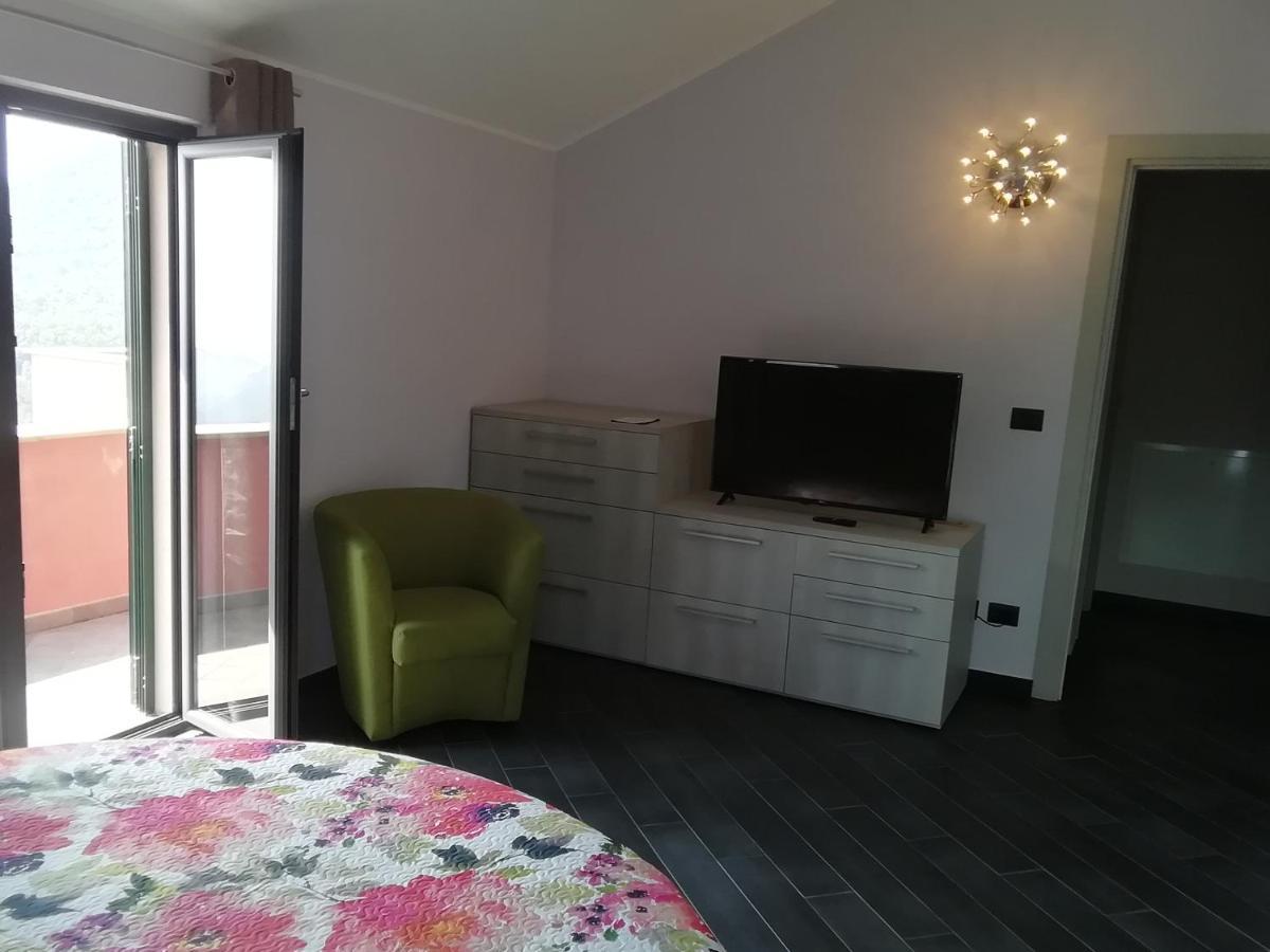 Suite Con Vista Vezzi Portio Exterior photo